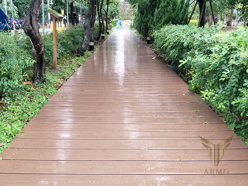 公園防裂步道